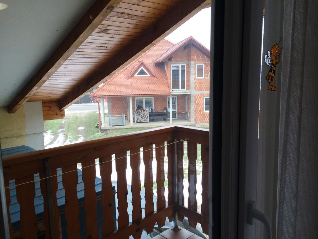 Tourist Farm Salamun Villa Banovci Buitenkant foto